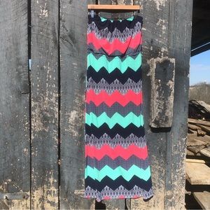 🛍️Strapless Chevron Boho Maxi Dress Women’s Large Navy Mint Coral